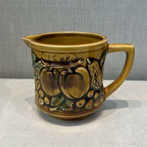 VTG Ceramic Measuring Cups 1/2 & 1 Cup Stamped JAPAN Brown Tan Fruit Apples Pear - Picture 2 of 9